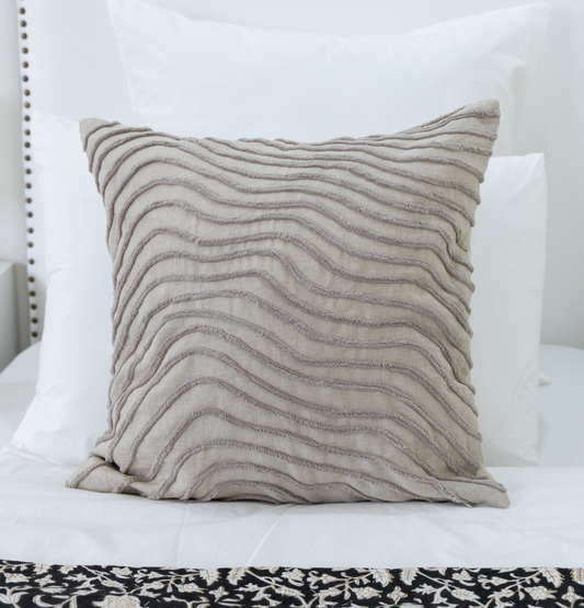 Oatmeal Waves Textured Pillow Cover